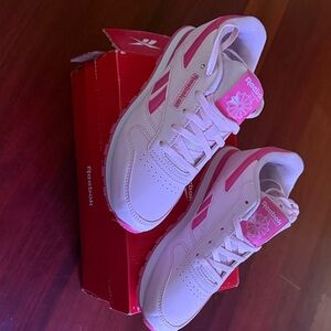 Reebok Kids Cream and Pink Sneakers